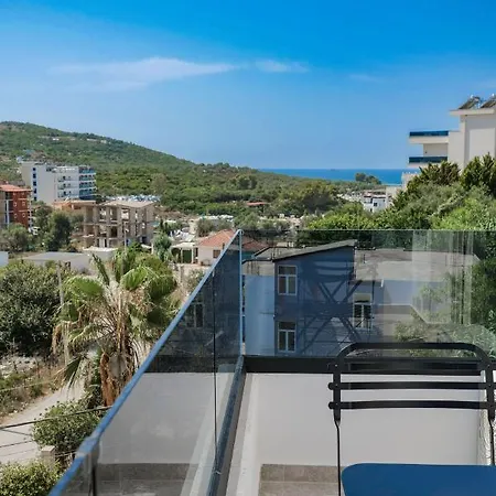Hotel La Maison Boutique 4*
