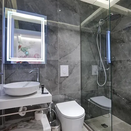 La Maison Boutique 4*