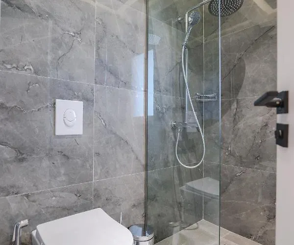 La Maison Boutique 4*